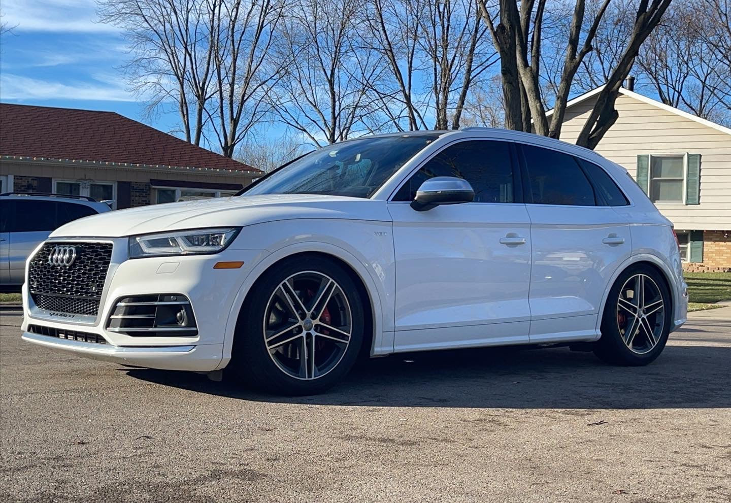 TGK Motorsport Dumpbox V2 - Audi B9 SQ5