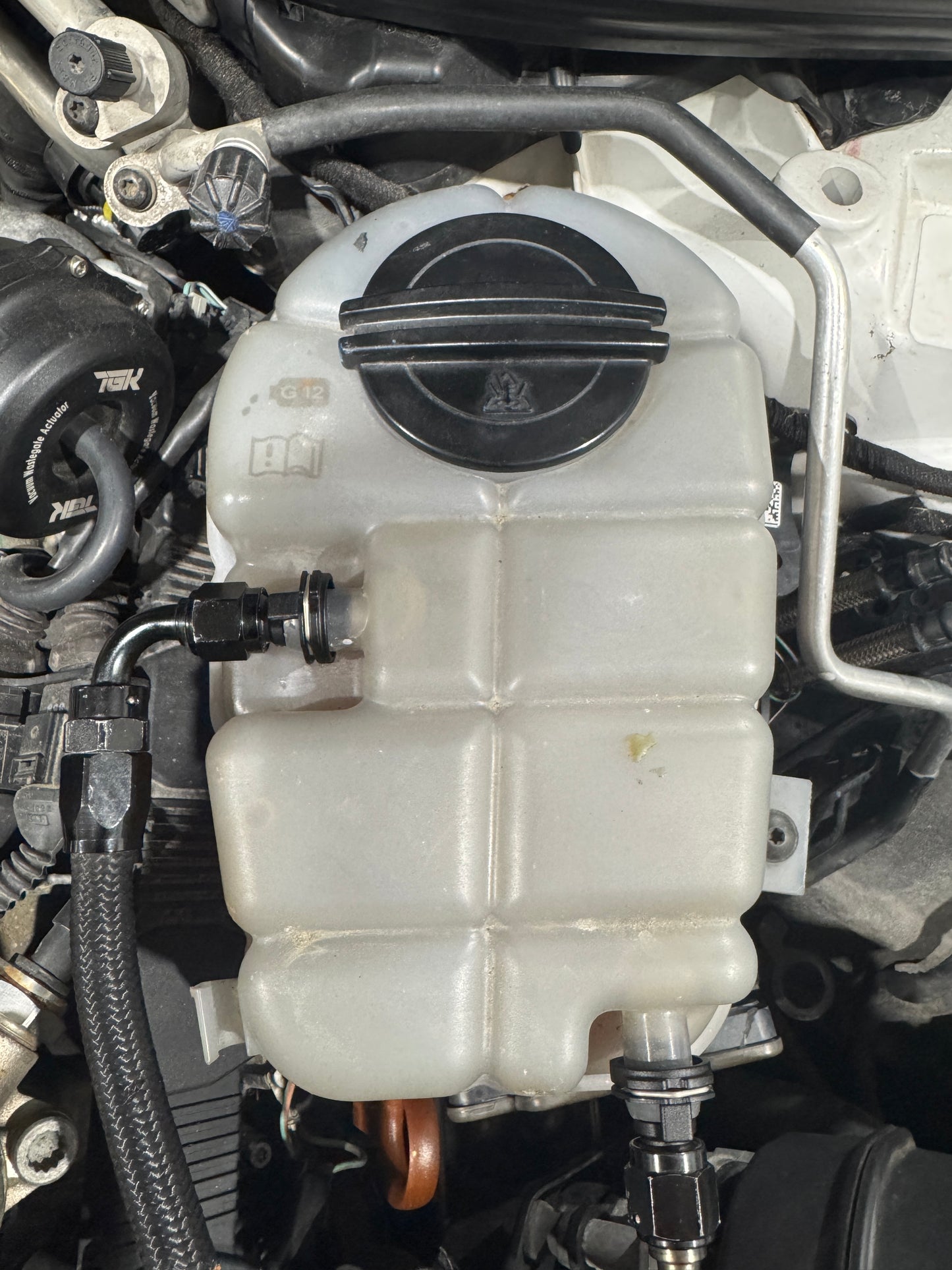 TGK Motorsport Audi Universal Coolant Adapter Fitting - 6AN Conversion